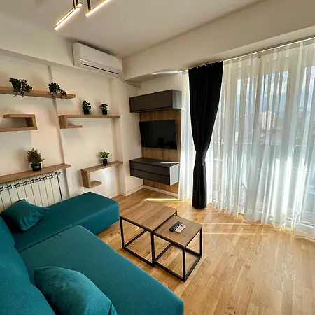Апартаменты Emerald Luxury *