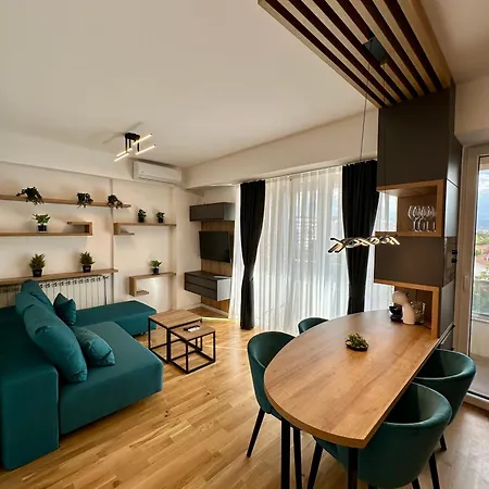 Emerald Luxury Апартаменты